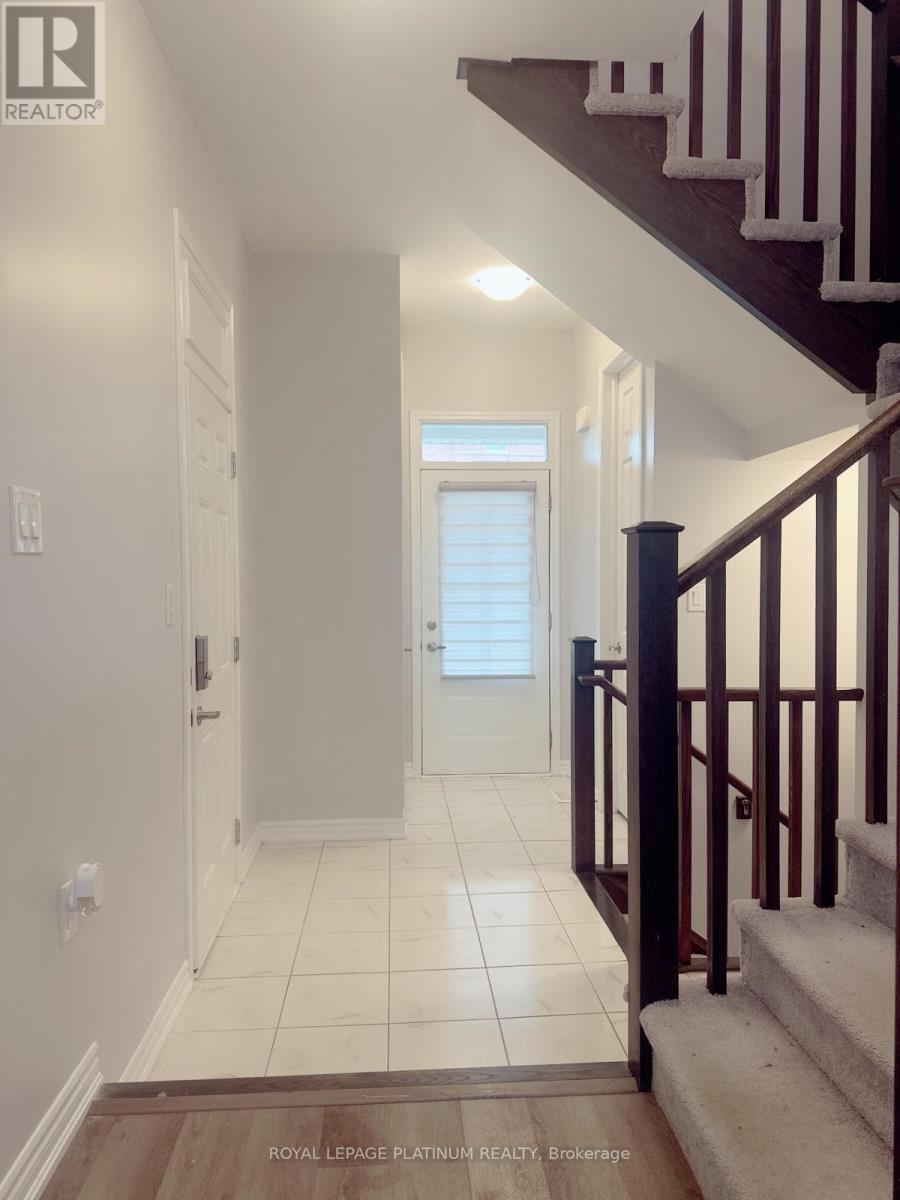 795 Proud Drive, Milton (CB Cobban), Ontario, L9E1S3, Milton (CB Cobban), Ontario — photo 2 of 5