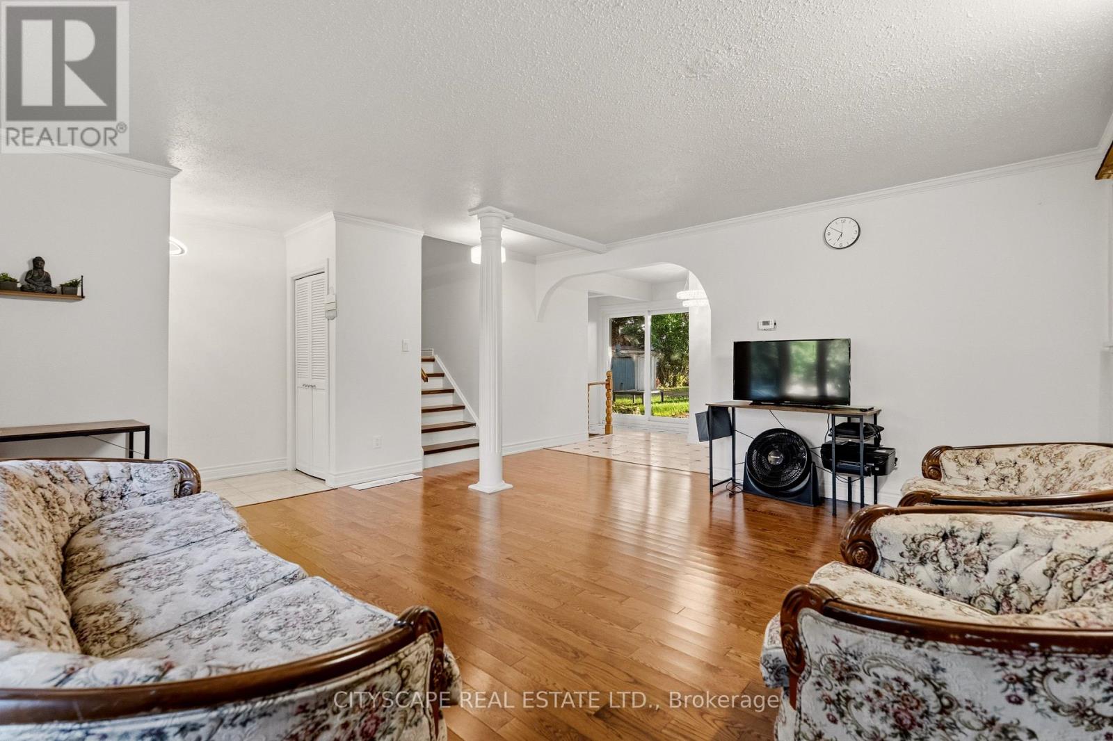 12 VANDERBRENT CRESCENT - Image 10