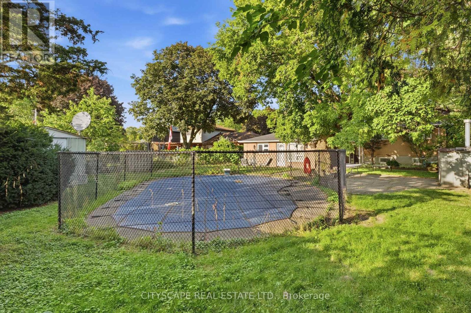 12 VANDERBRENT CRESCENT - Image 48
