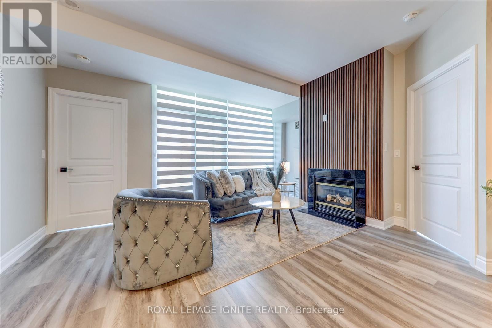 #402 3939 DUKE OF YORK BOULEVARD - 13