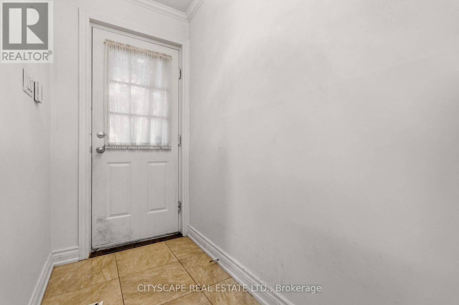 12 VANDERBRENT CRESCENT - Image 7