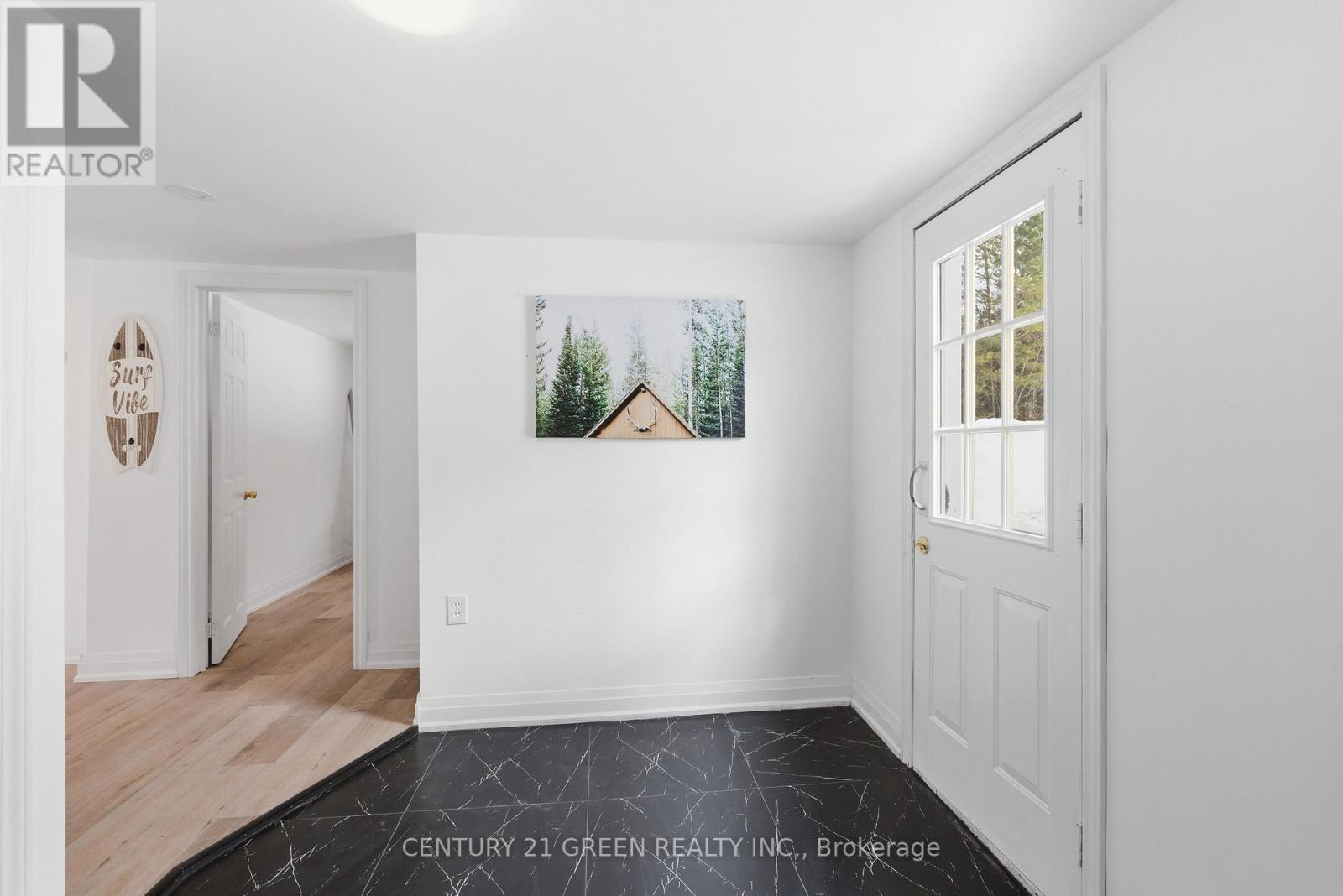 135 VILLAGE STREET - Image 18