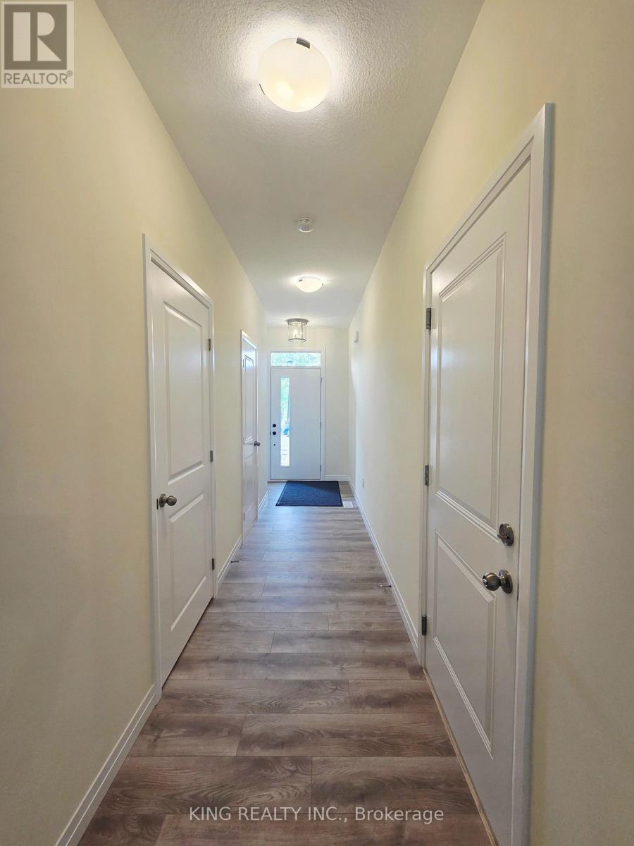 6929 Heathwoods Avenue, London South (South V), Ontario, N6P0M1, London South (South V), Ontario — photo 5 of 5