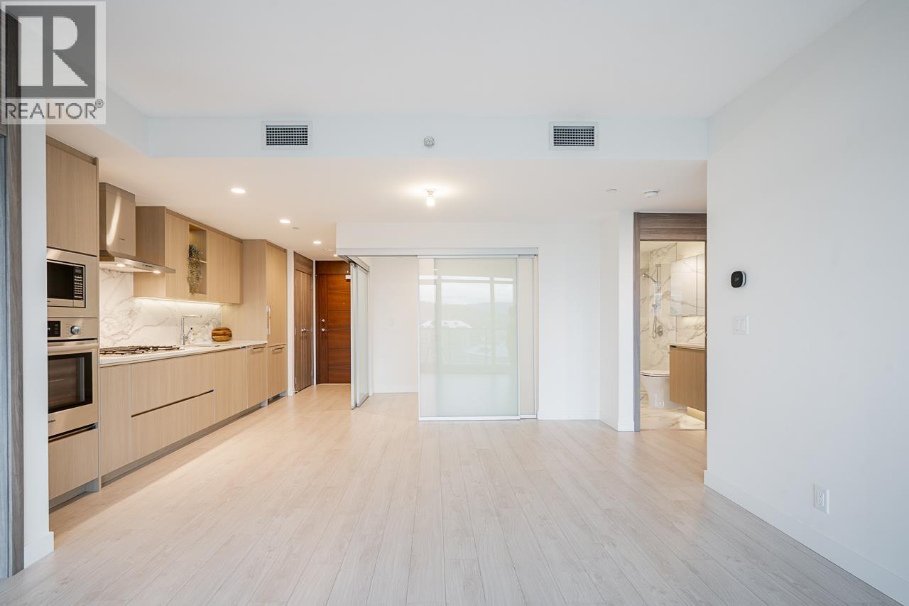 2208 4890 LOUGHEED HIGHWAY, Burnaby