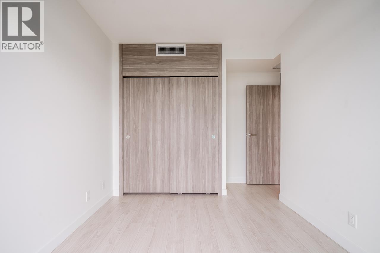 2208 4890 LOUGHEED HIGHWAY, Burnaby