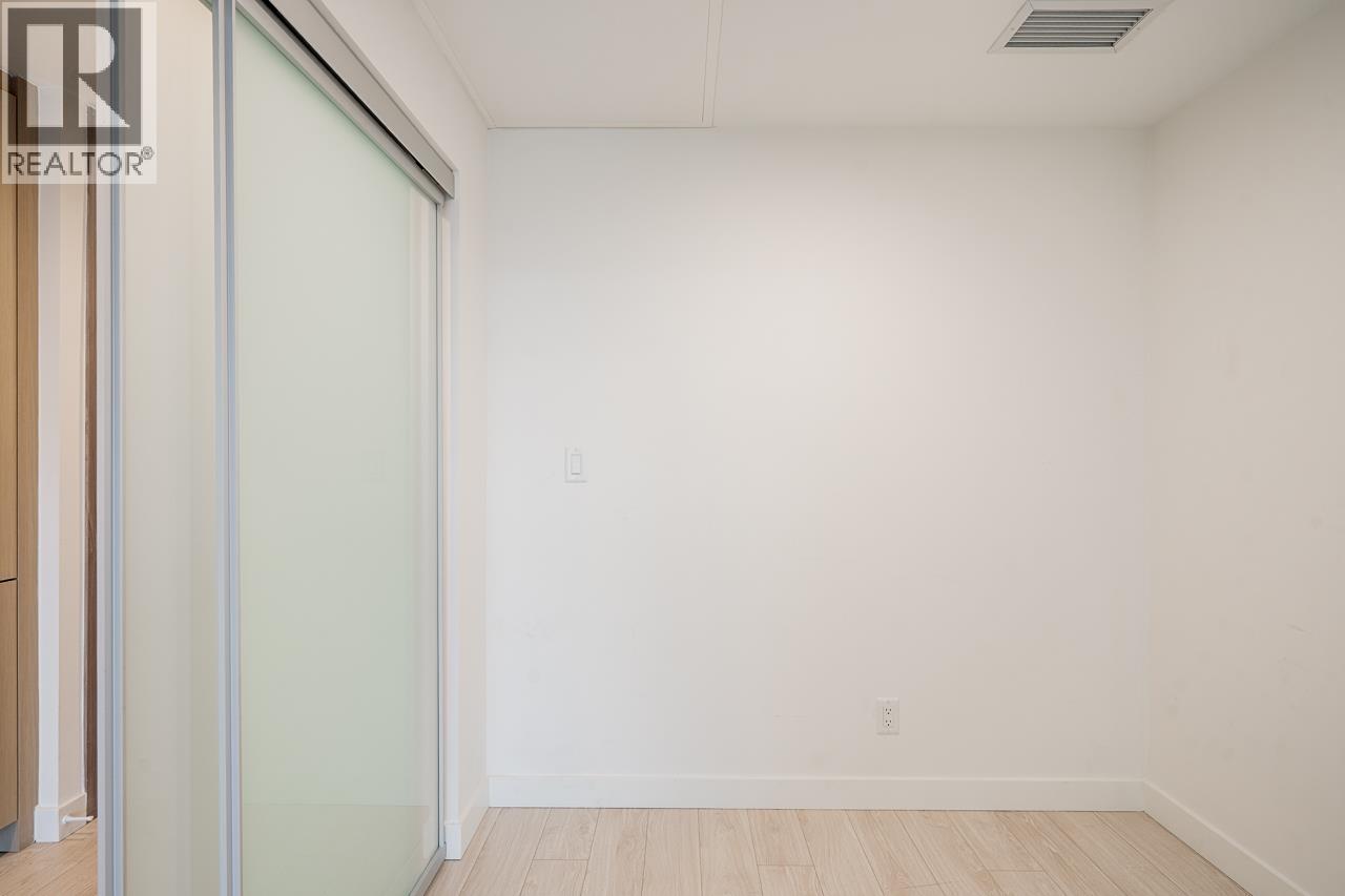 2208 4890 LOUGHEED HIGHWAY, Burnaby