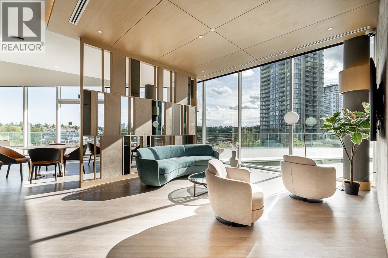 2208 4890 LOUGHEED HIGHWAY, Burnaby