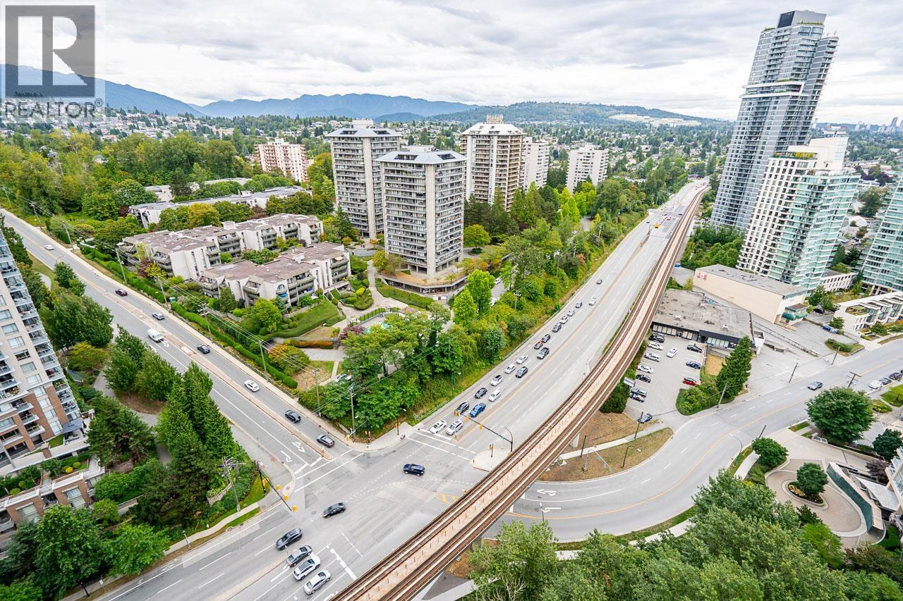 2208 4890 LOUGHEED HIGHWAY, Burnaby