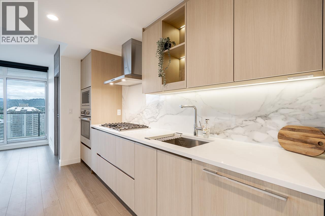 2208 4890 LOUGHEED HIGHWAY, Burnaby