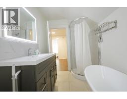 3874 W 13th Avenue, Vancouver, BC V6R2S8 Photo 12