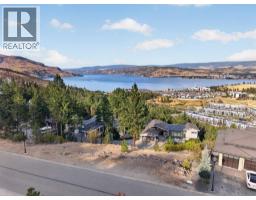 1767 Scott Crescent, West Kelowna, BC V1Z4B8 Photo 12