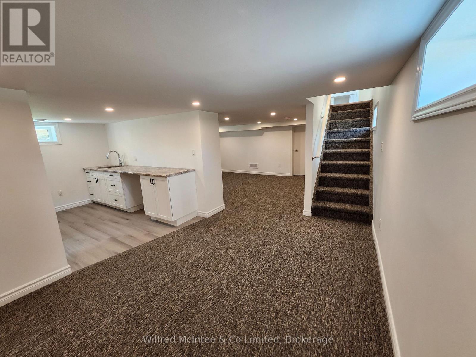 471 9TH STREET - Image 20