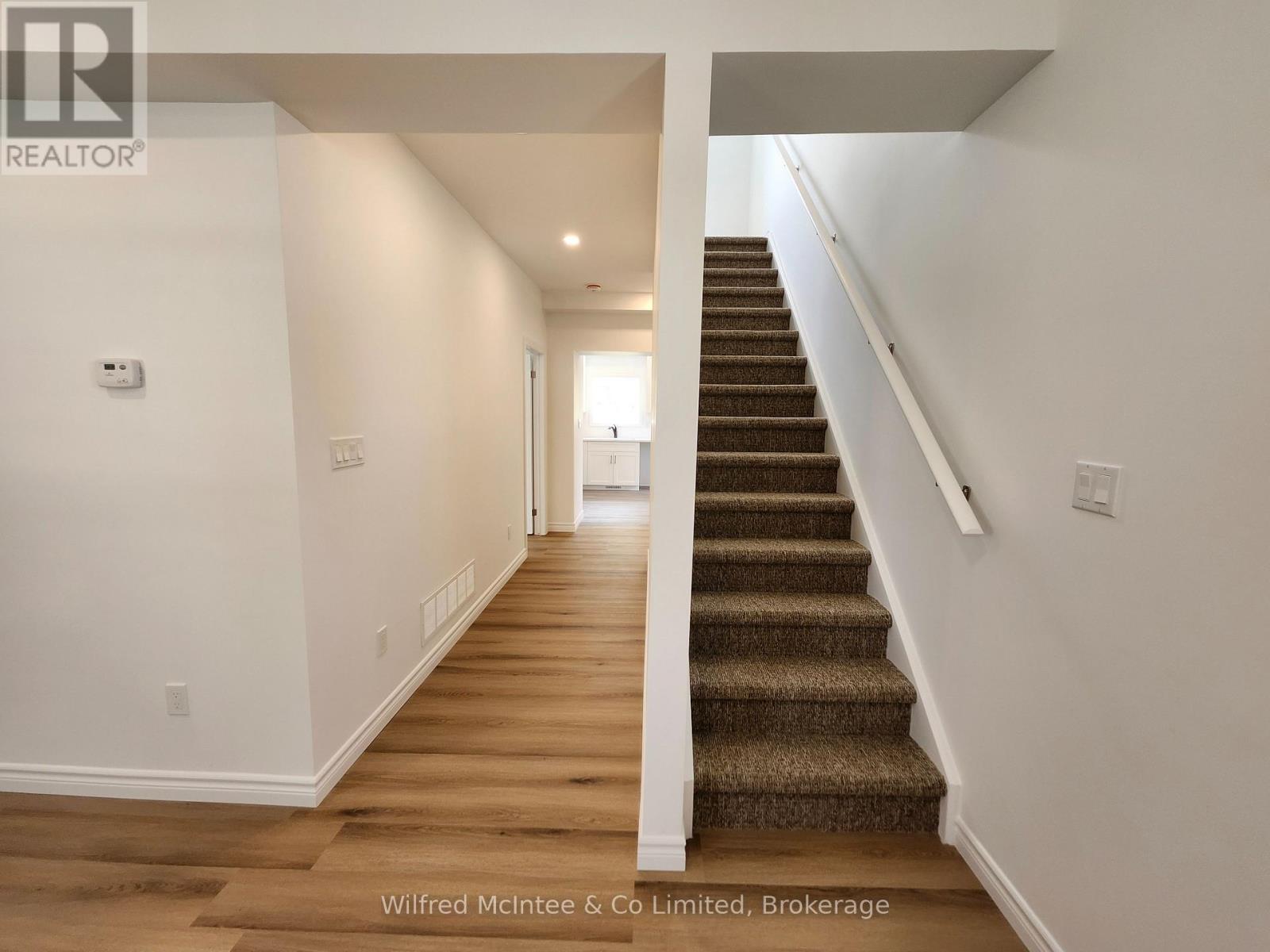 471 9TH STREET - Image 10