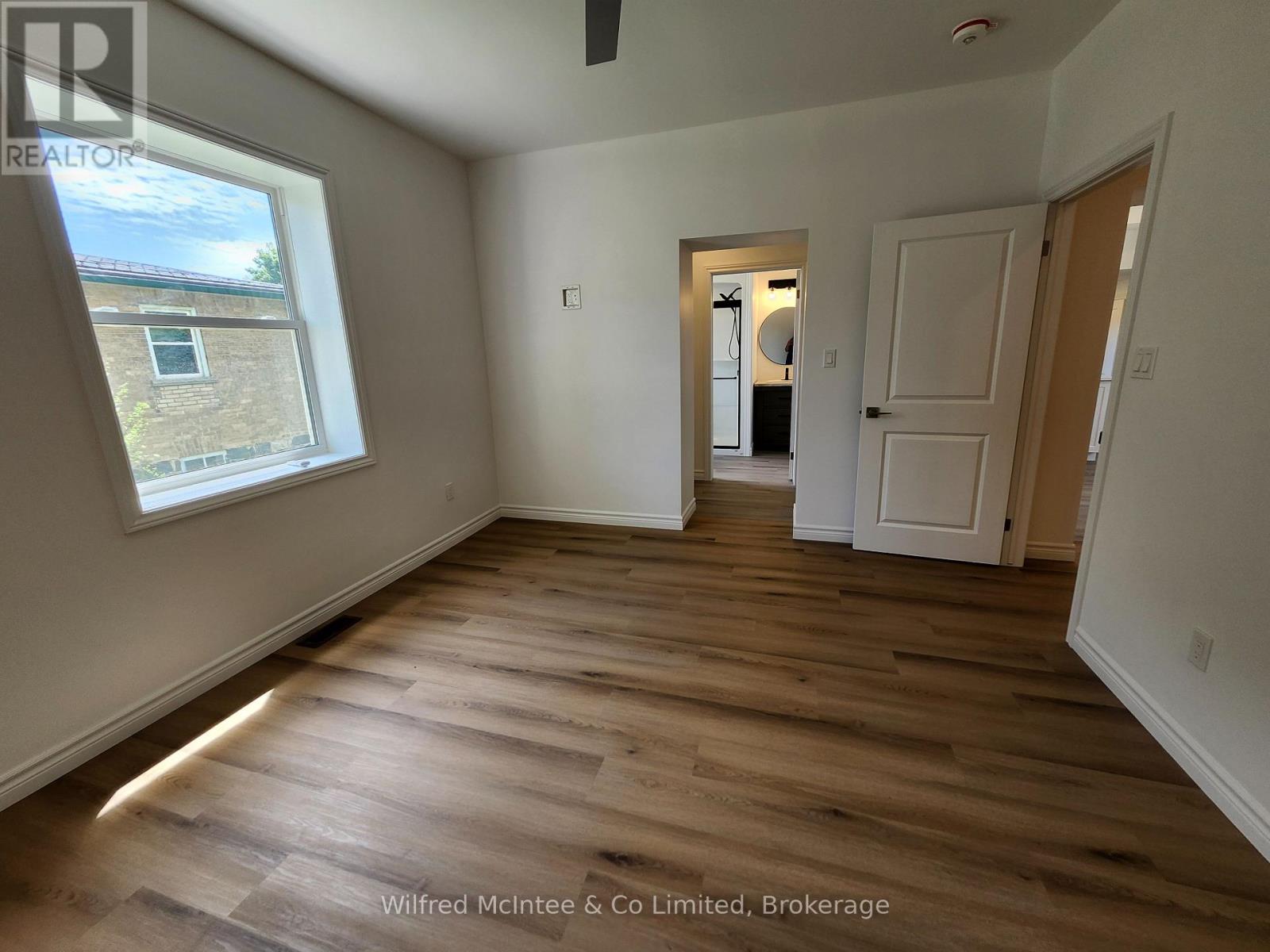 471 9TH STREET - Image 24