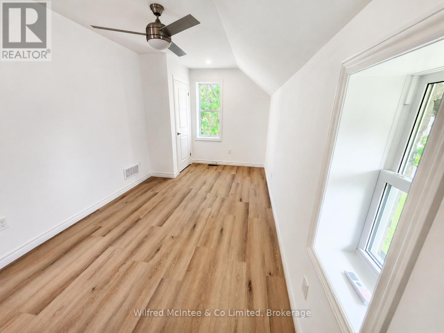 471 9TH STREET - Image 28