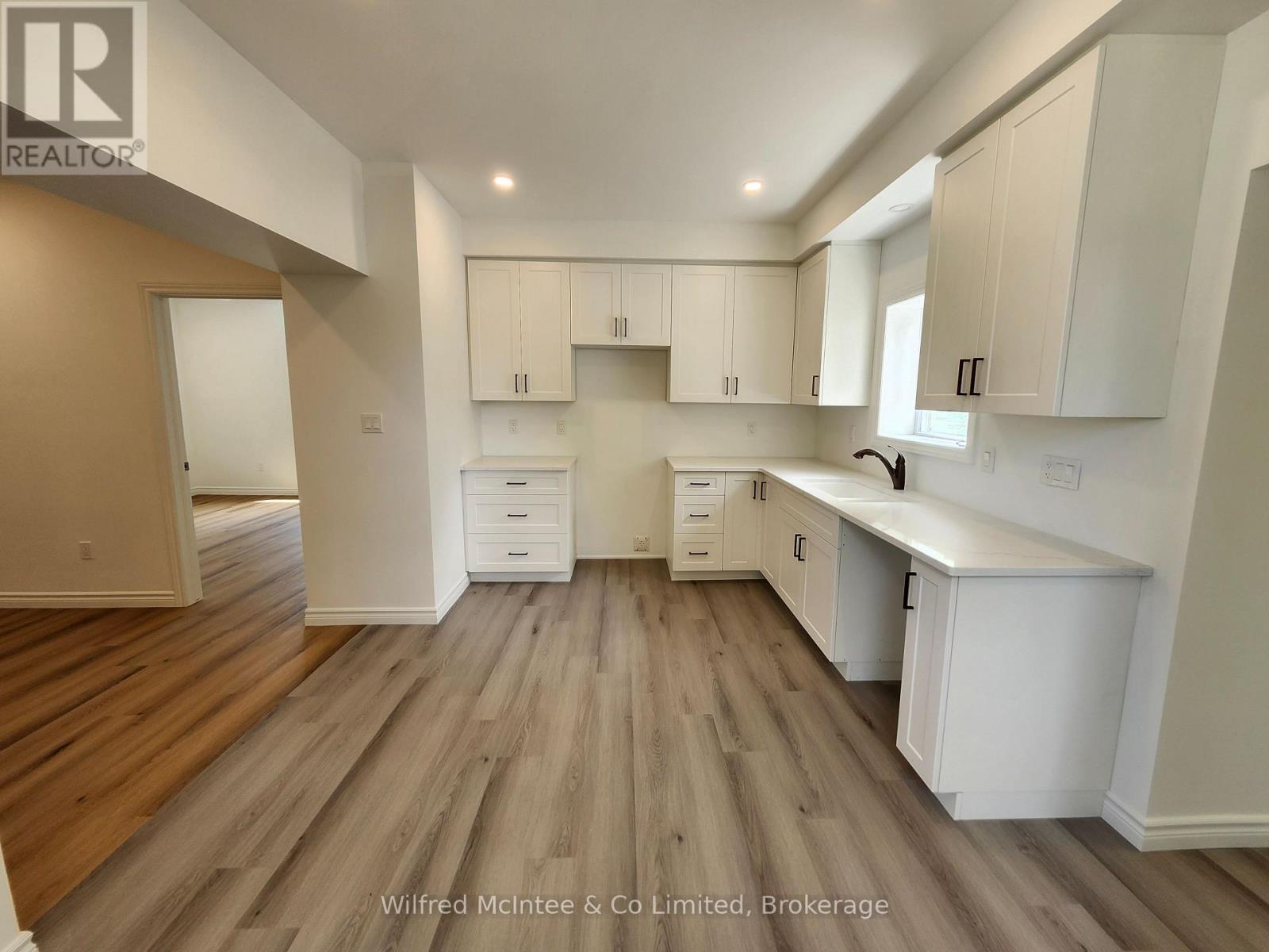 471 9TH STREET - Image 7