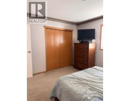 9137 94a Avenue, Grande Prairie, AB T8X1V4 Photo 11