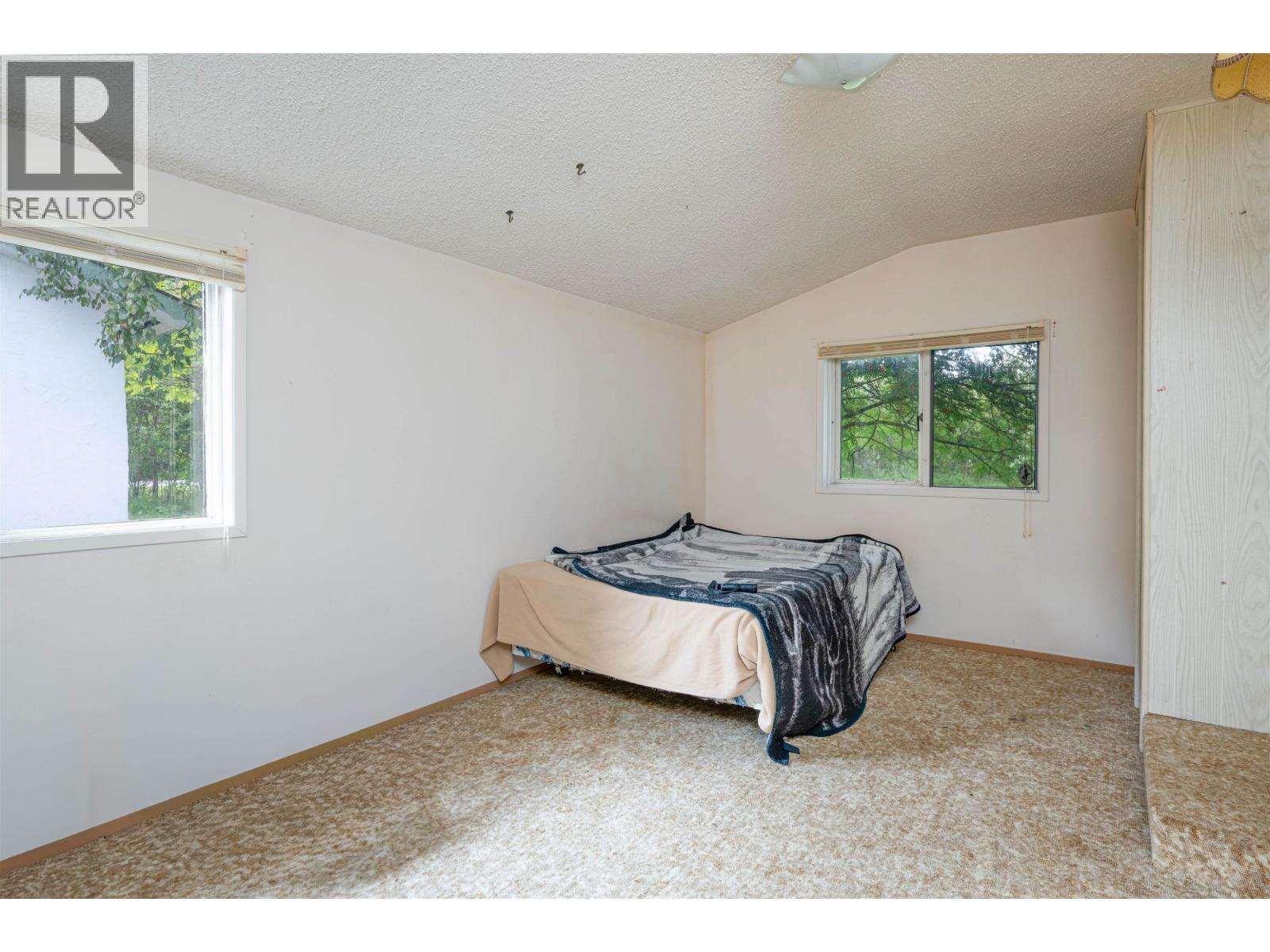 10222 N KELLY ROAD - Image 24