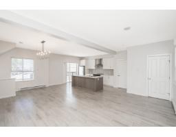 1 20723 Fraser Highway, Langley, BC V3A0K2 Photo 6