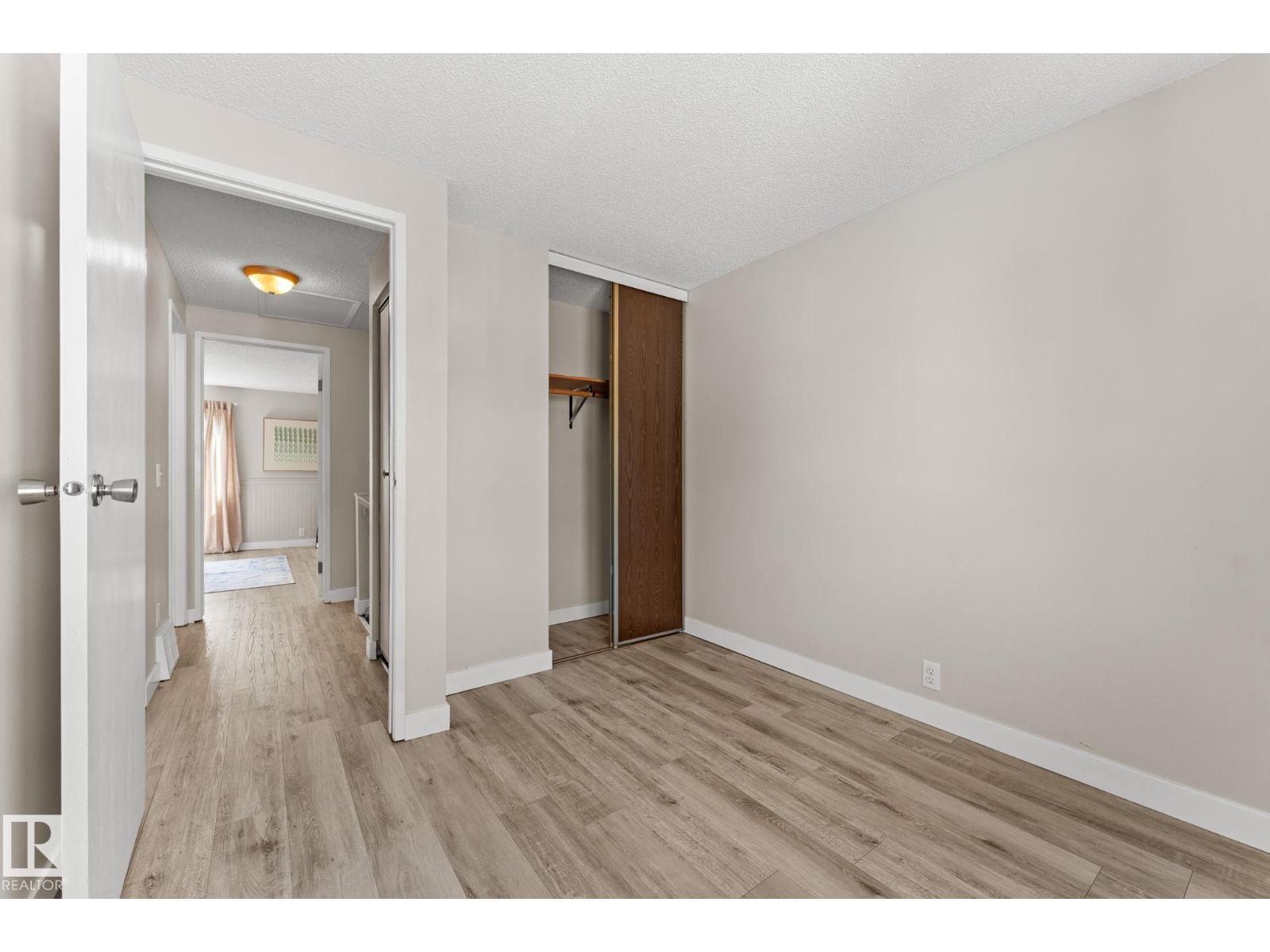 5410 146 AV NW - 25