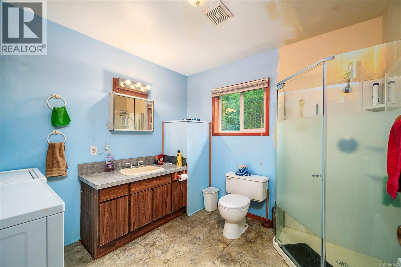 400 Dyer Rd - Image 17
