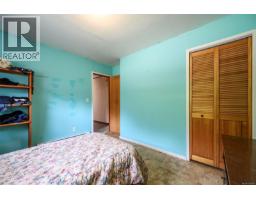 400 Dyer Rd, Sayward, BC V0P1R0 Photo 13