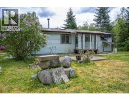 400 Dyer Rd, Sayward, BC V0P1R0 Photo 25