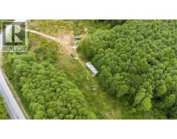 400 Dyer Rd, Sayward, BC V0P1R0 Photo 37