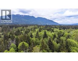 400 Dyer Rd, Sayward, BC V0P1R0 Photo 46