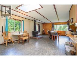 400 Dyer Rd, Sayward, BC V0P1R0 Photo 9