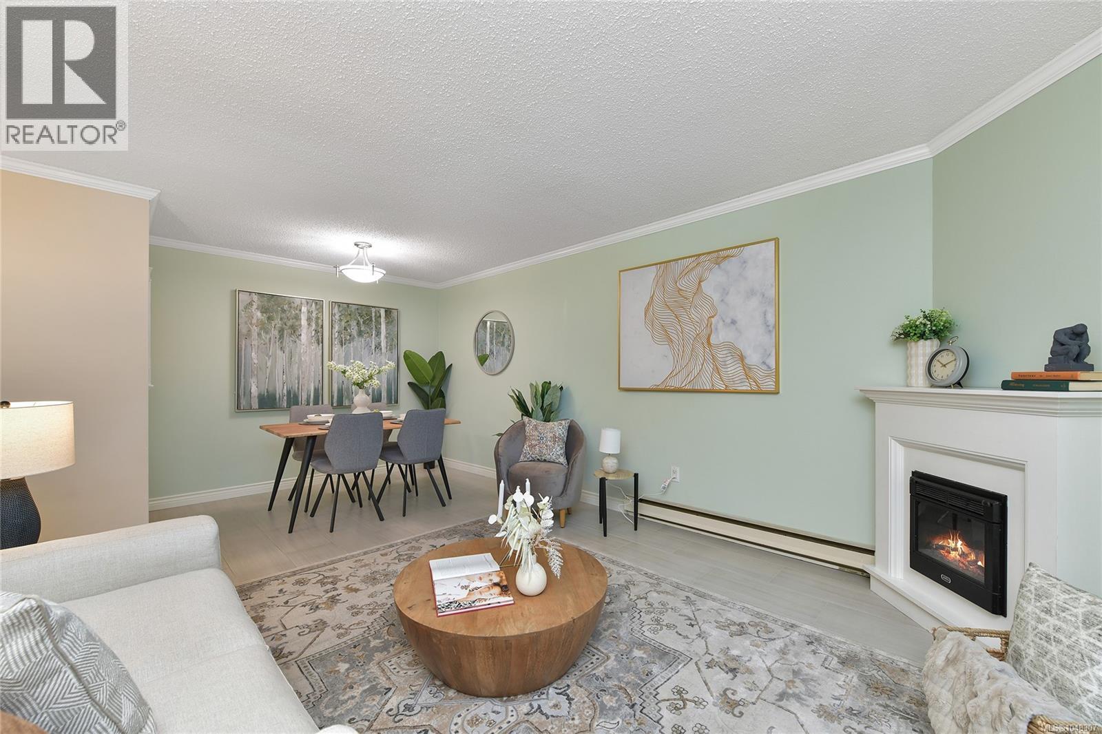 106 1342 Hillside Avenue, Victoria
