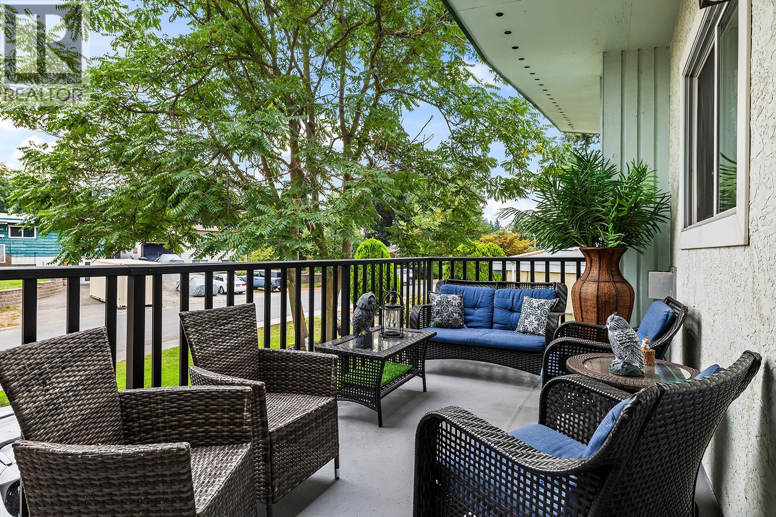  1050 Pinecrest Lane, Kelowna