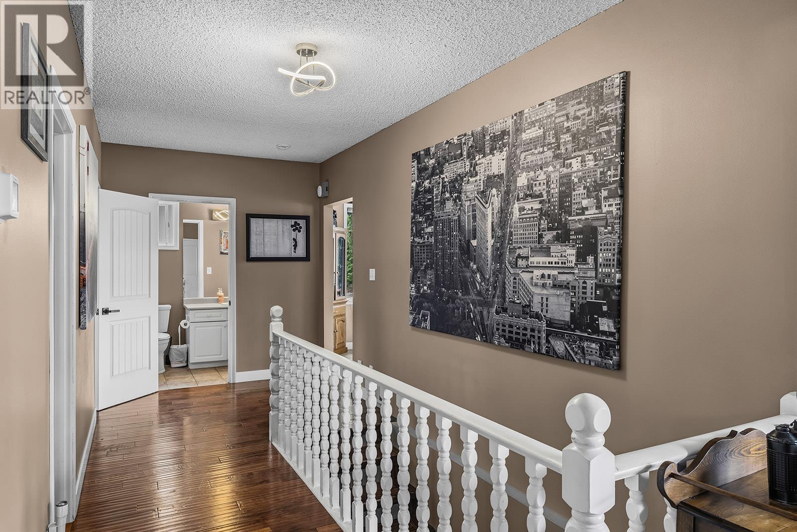  1050 Pinecrest Lane, Kelowna