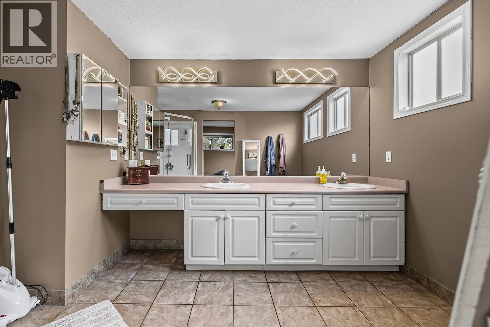 1050 Pinecrest Lane - 20