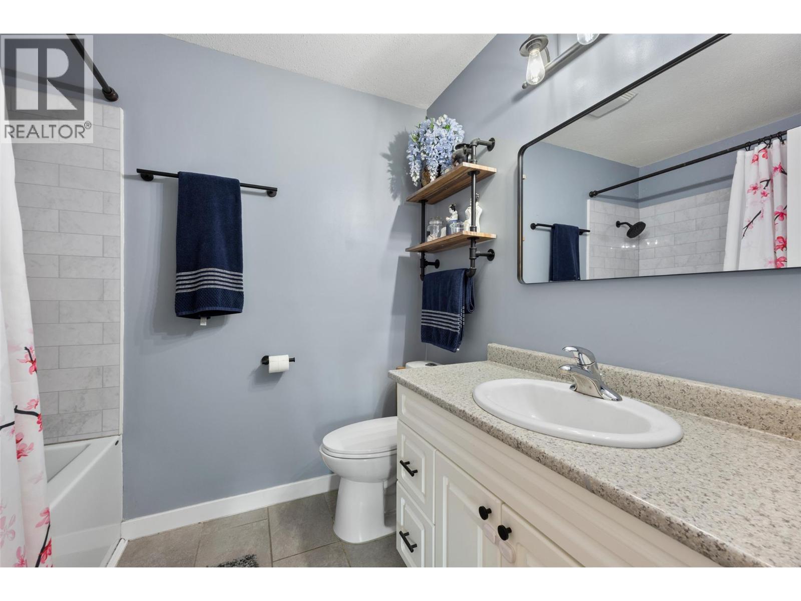 1570 HAPPYVALE Place - Image 27