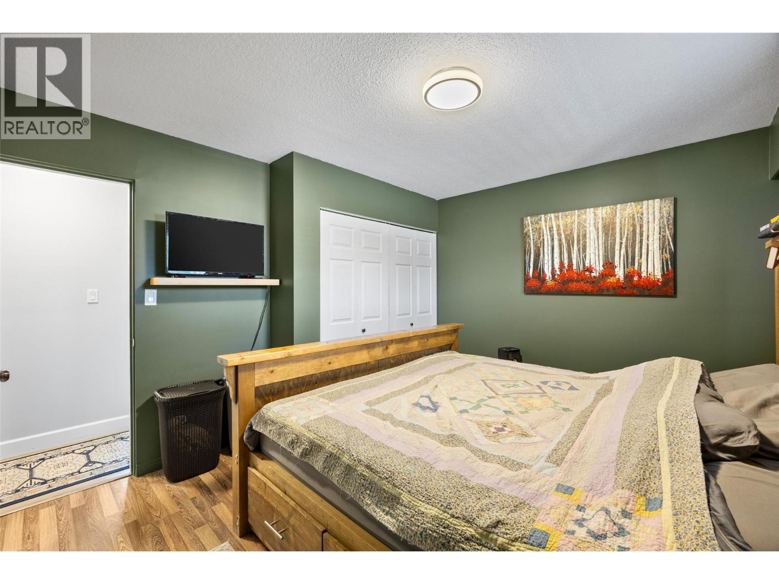 1570 HAPPYVALE Place - 25