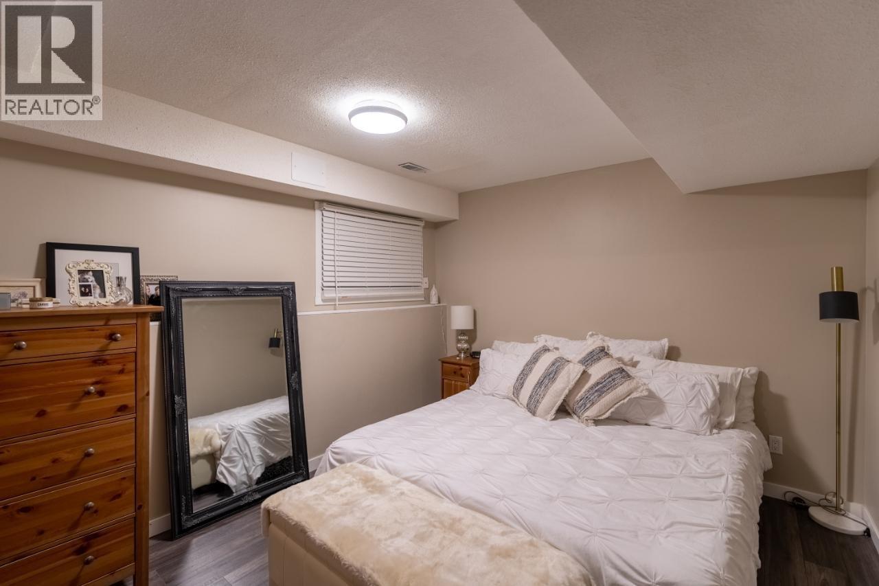 1570 HAPPYVALE Place - Image 6