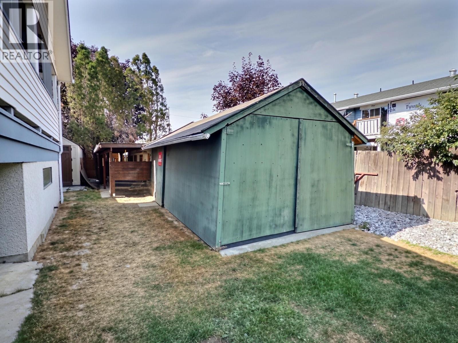 1570 HAPPYVALE Place - Image 38