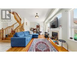 30 Ranchero Drive, Brampton, ON L7A3C6 Photo 6