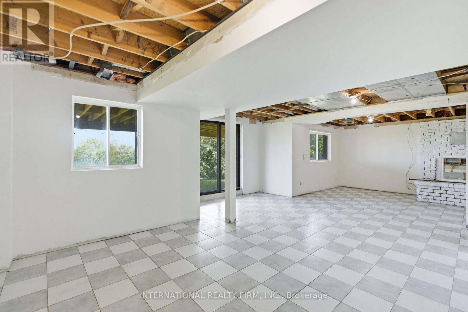 48 DE ROSE AVENUE - Image 22