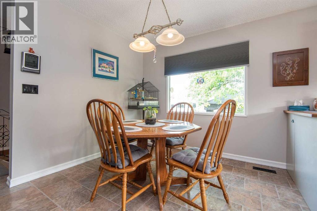 4606 51 Avenue - Image 8
