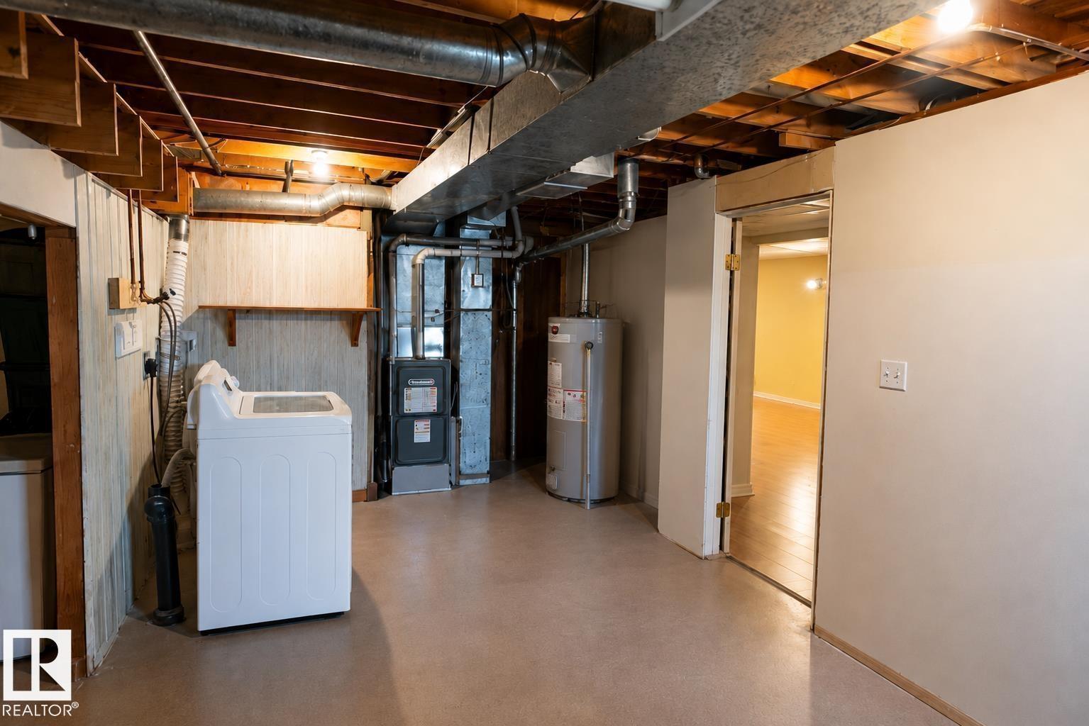 10439 36A Ave NW - 16
