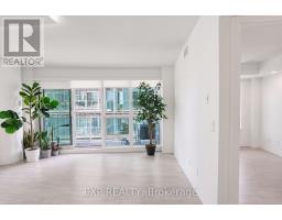 813 - 155 Legion Road N, Toronto, ON M8Y0A7 Photo 7