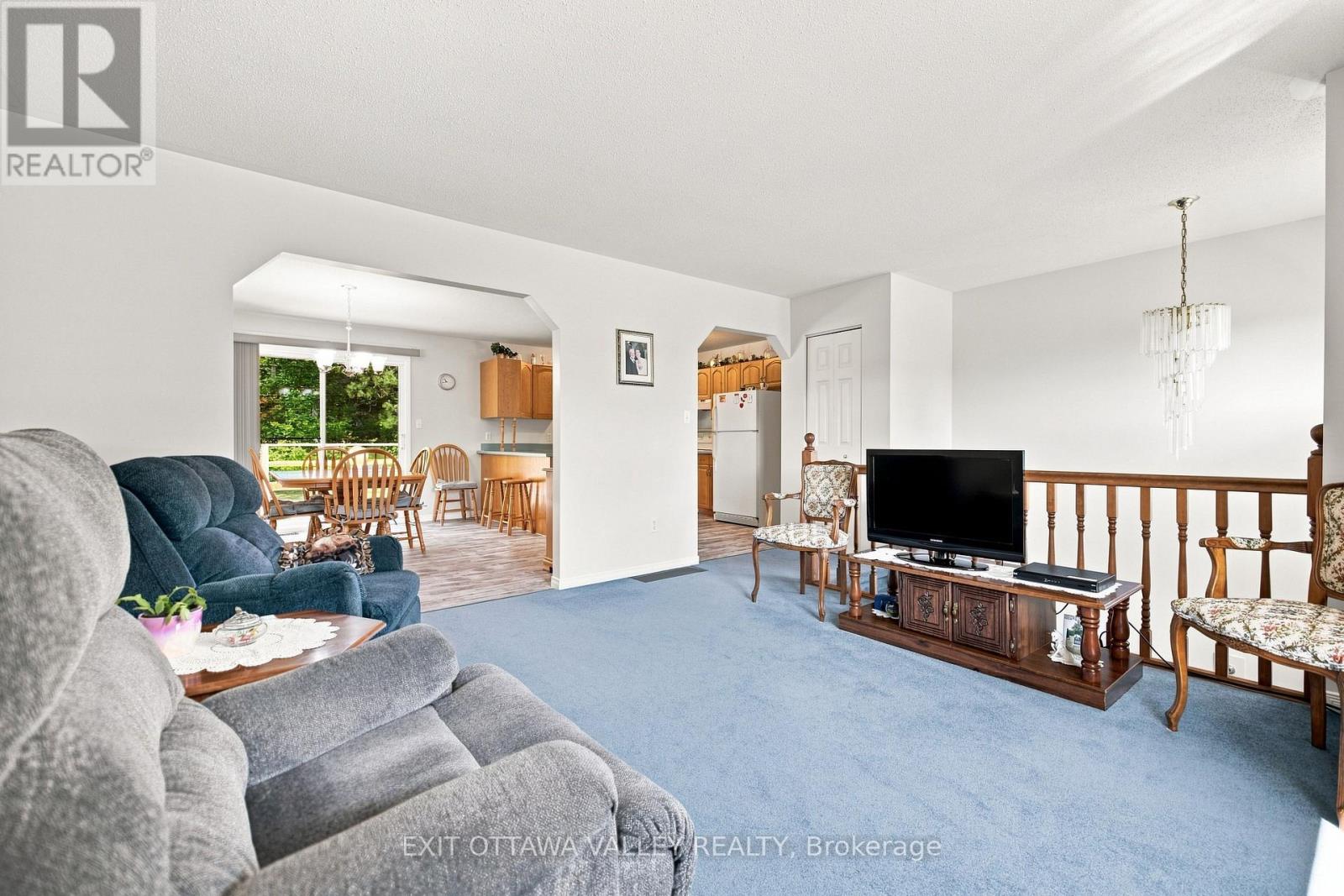 64 MACKEY CREEK ROAD - Image 11