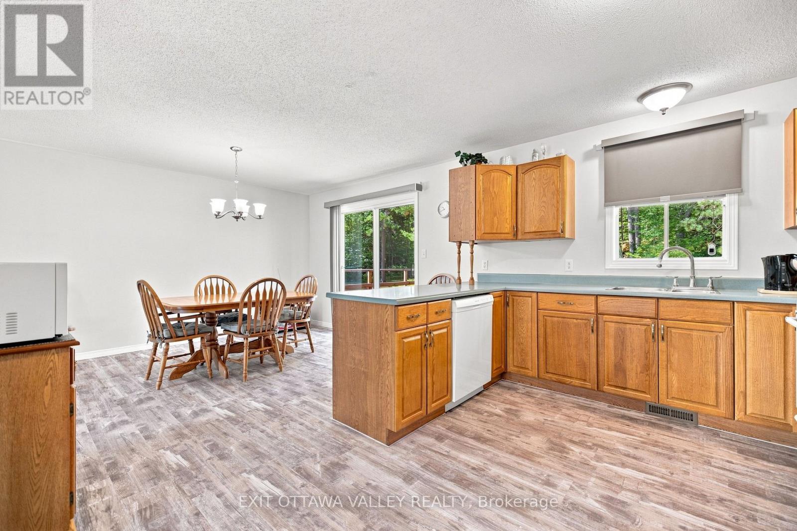 64 MACKEY CREEK ROAD - Image 15