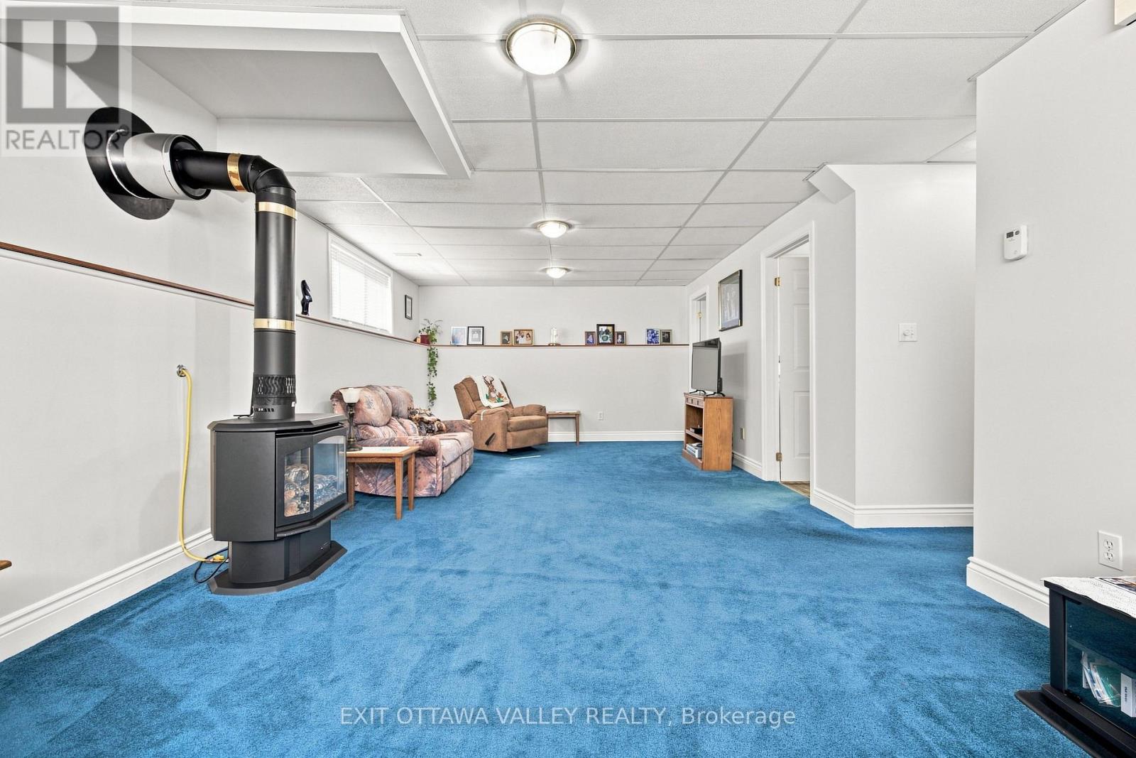 64 MACKEY CREEK ROAD - Image 27