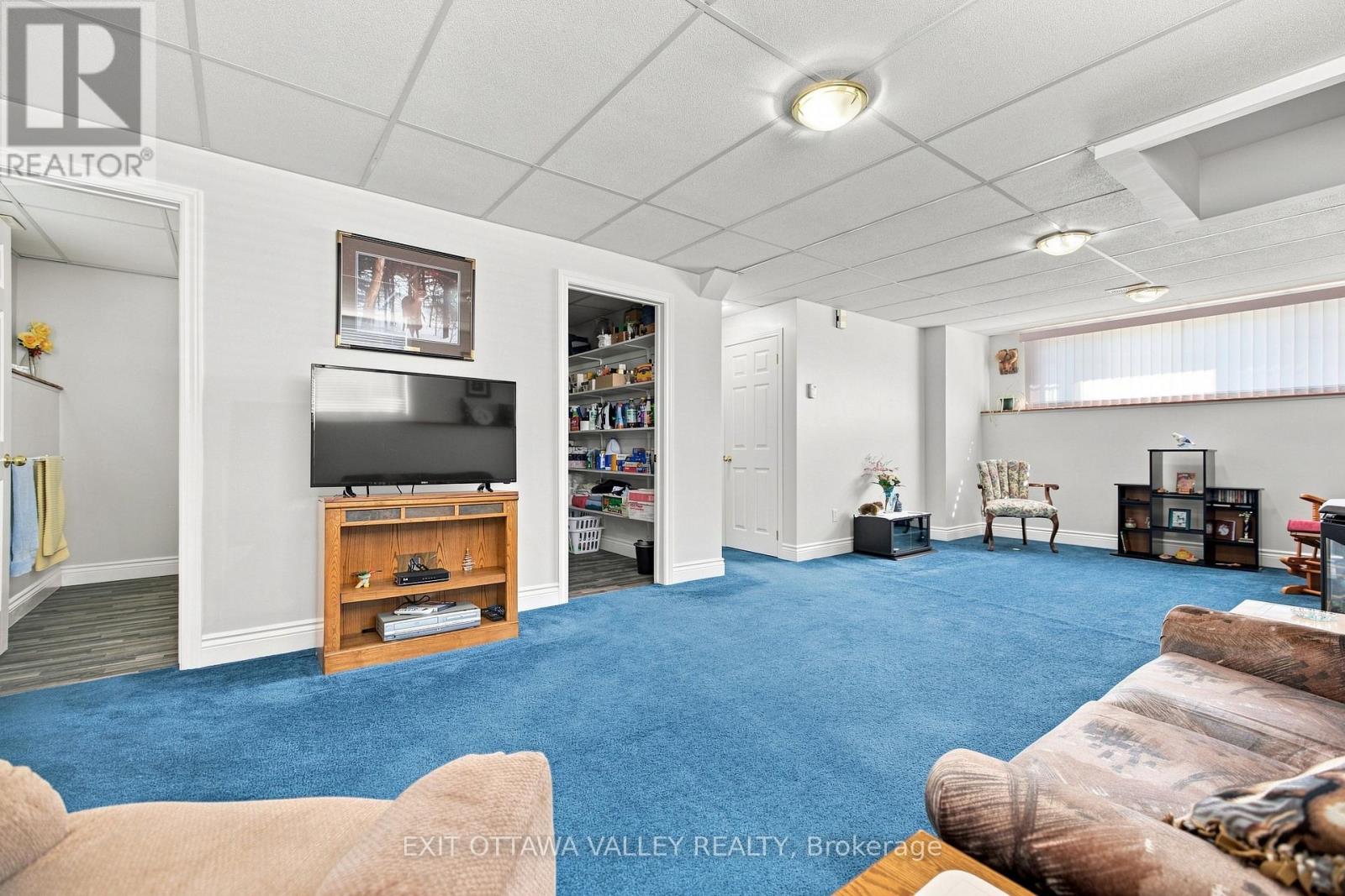 64 MACKEY CREEK ROAD - Image 32
