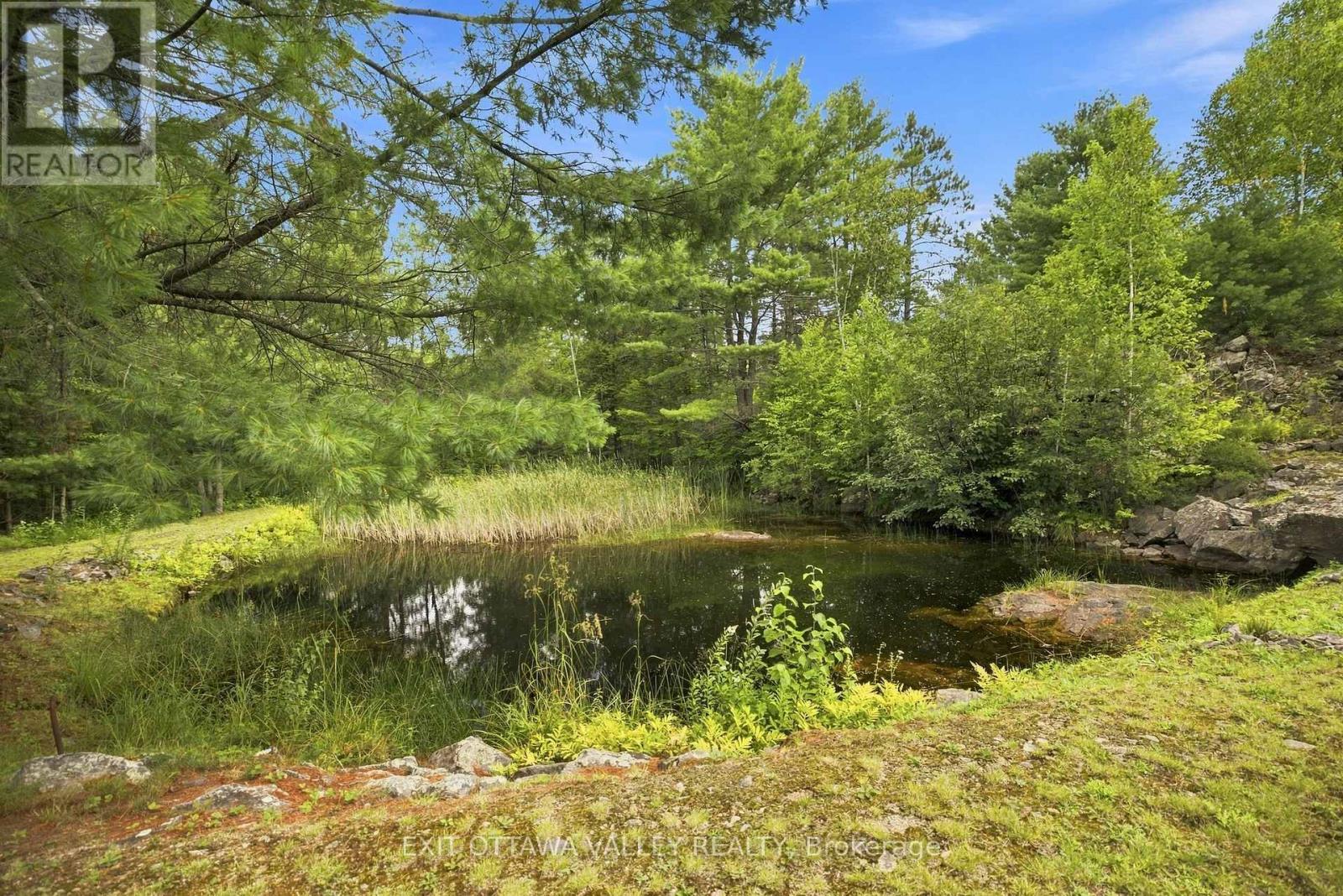 64 MACKEY CREEK ROAD - Image 38