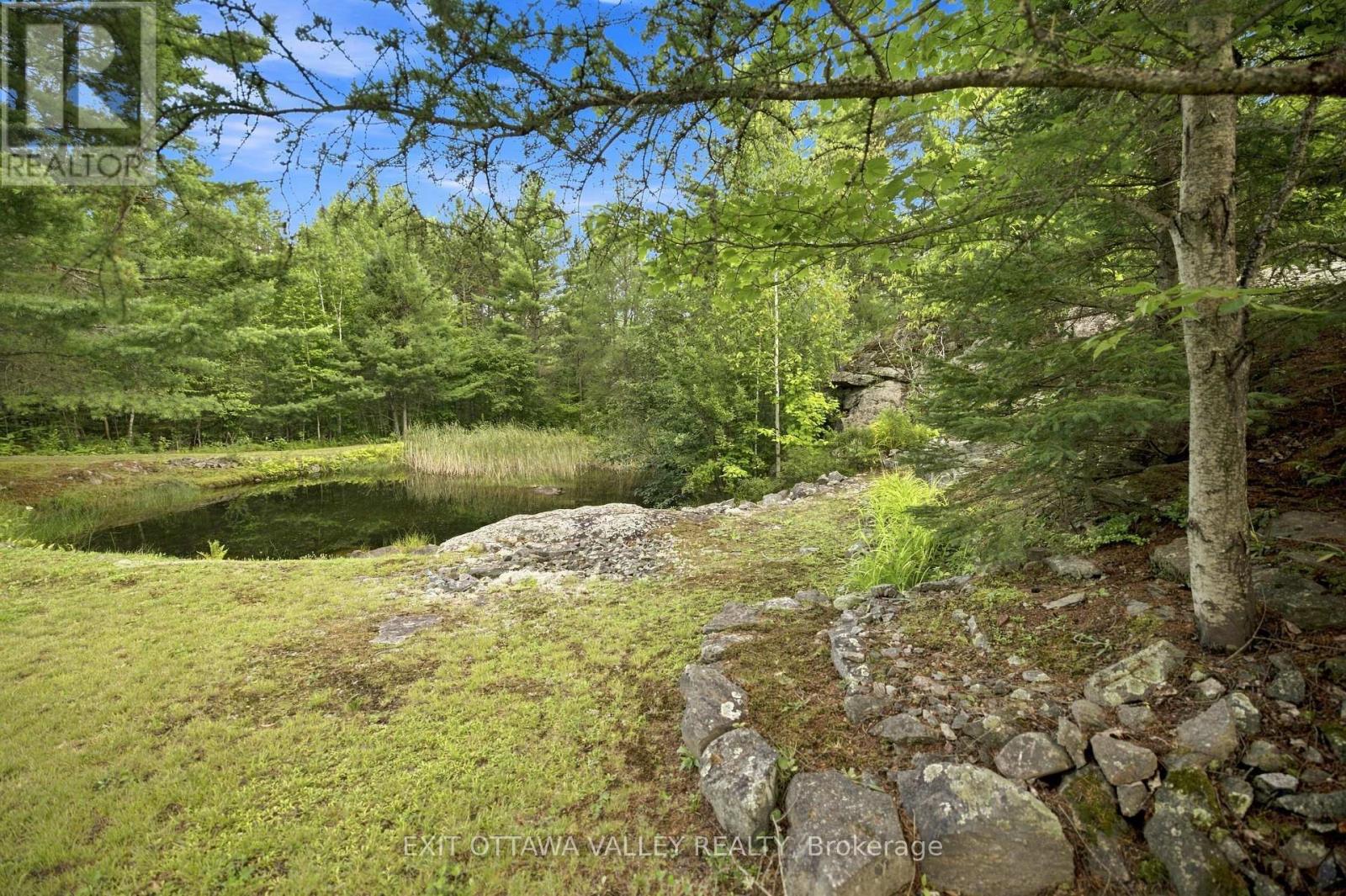 64 MACKEY CREEK ROAD - Image 39