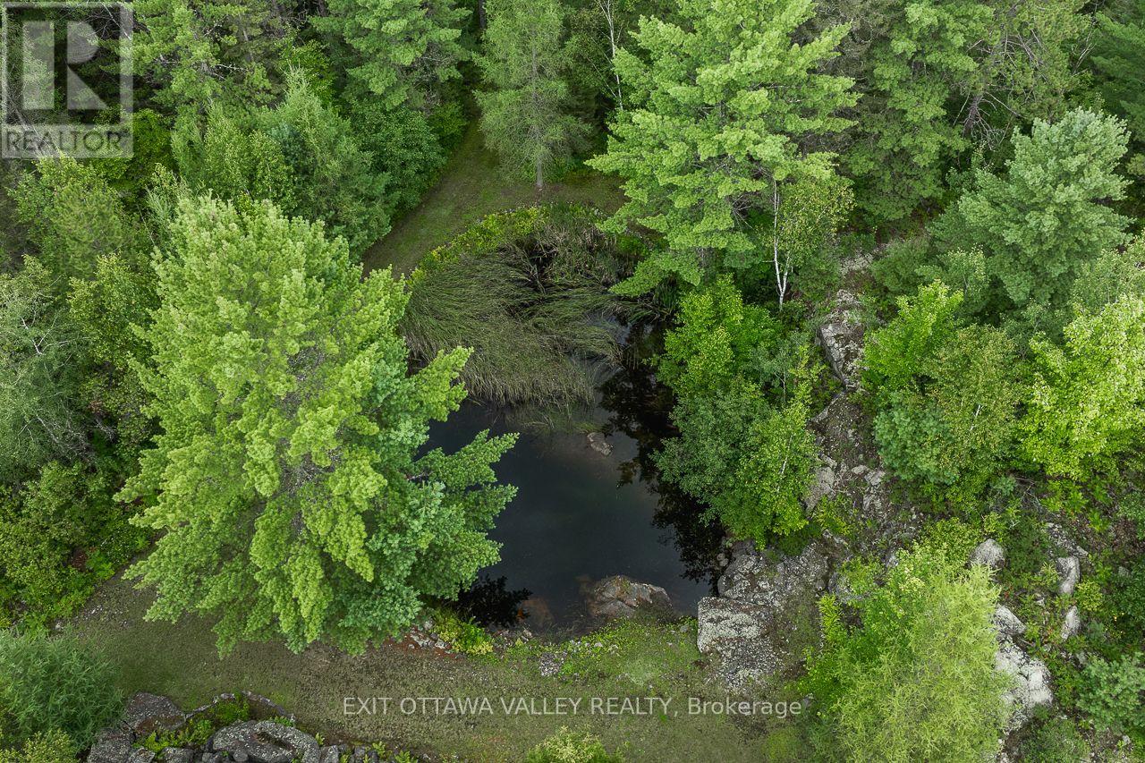 64 MACKEY CREEK ROAD - Image 40